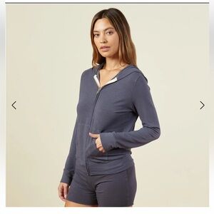 NWT Monrow Super Soft Zip Up Hoodie Size M in Vintage Black